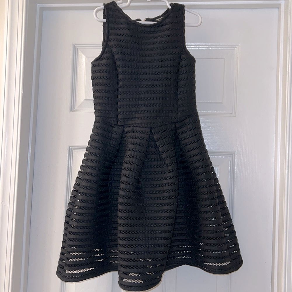 Forever 21 Girls black party dress size 9/10